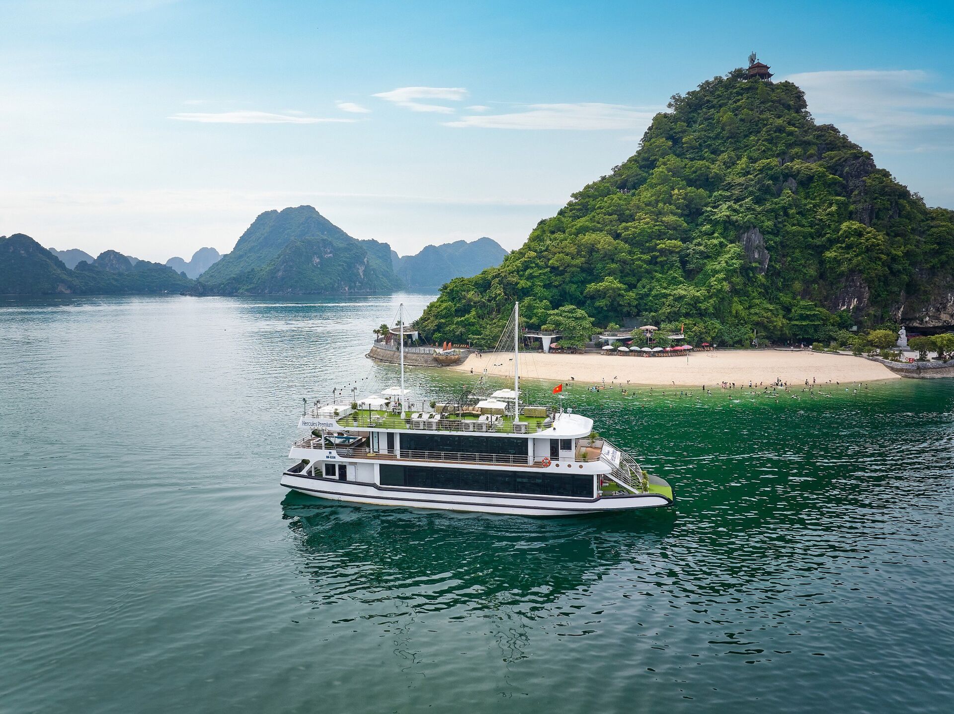 Ảnh tham khảo liên quan đến tour du thuyền sang trọng 5 sao Vịnh Hạ Long kèm xe riêng và hướng dẫn viên tiếng Hàn
